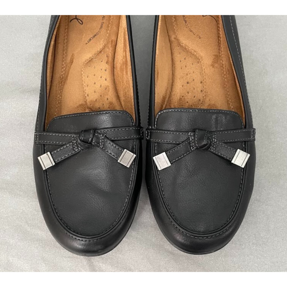 Natural Soul Gracee Size 9.5 Black All Thru Comfort Loafers Moccasins Flats